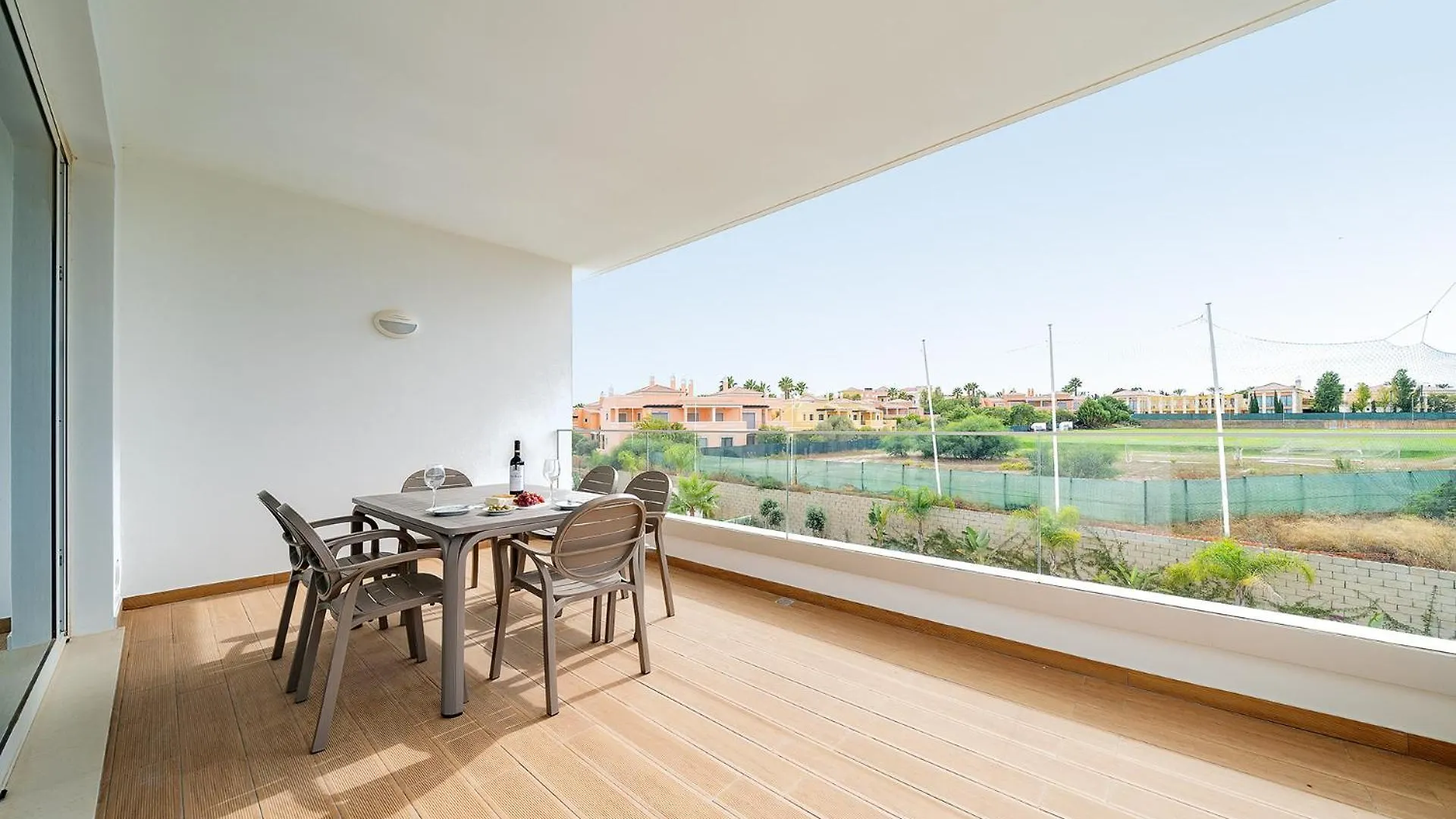 Lagos Design Apartment 3 With Pool By Homing