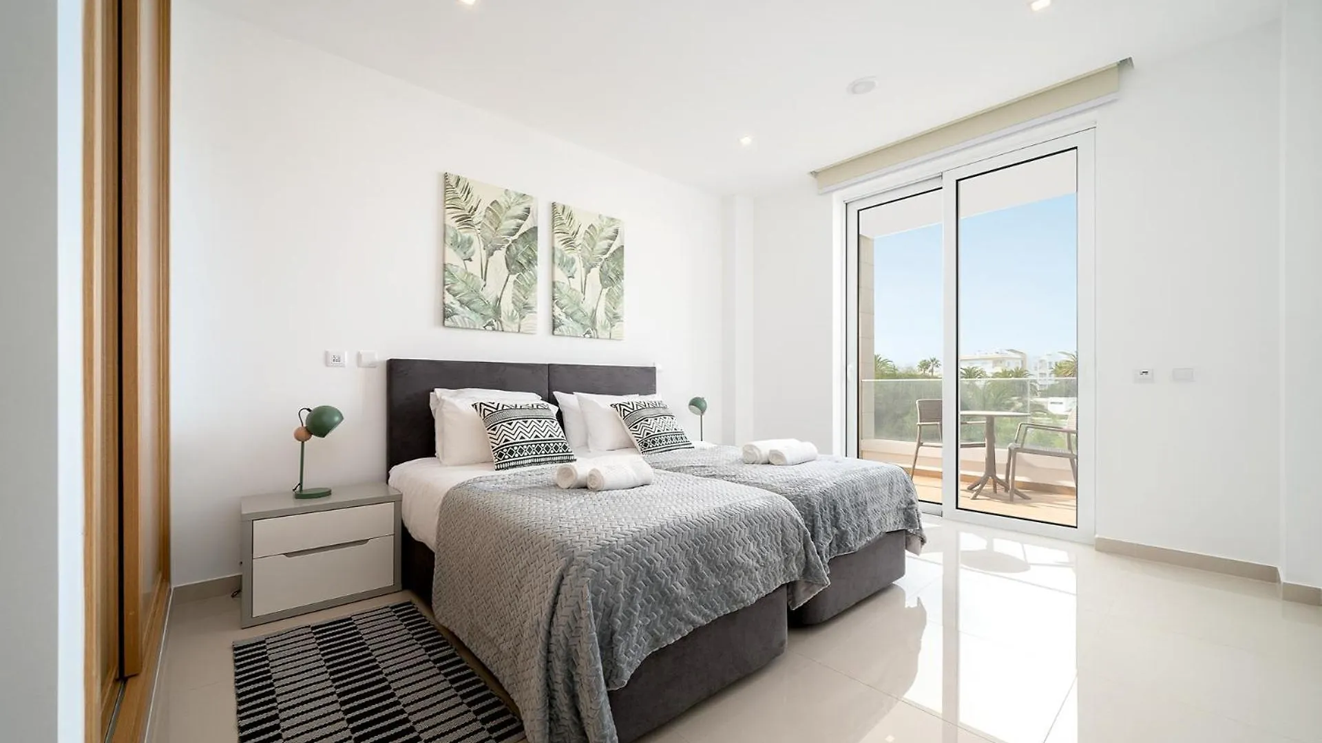 Lagos Design Apartment 3 With Pool By Homing Portugal