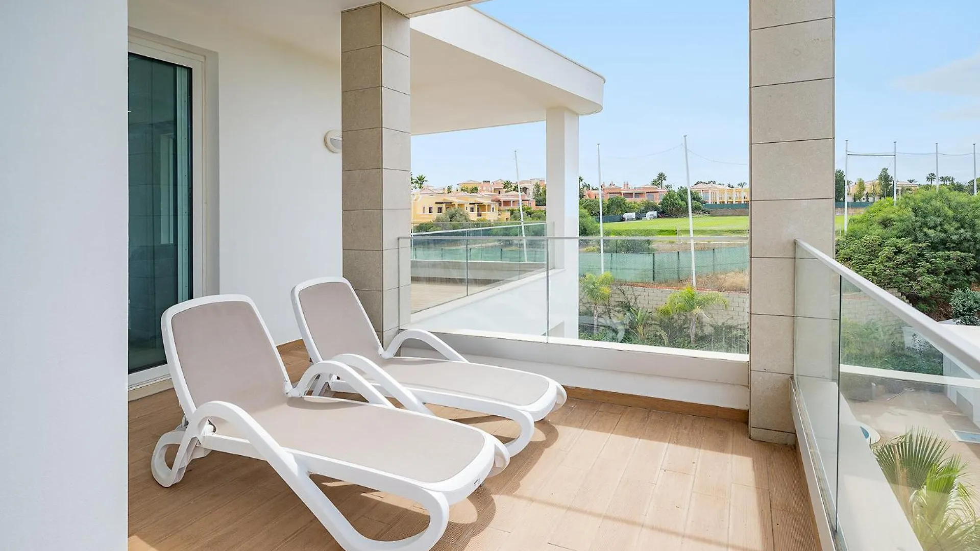 Lagos Design Apartment 3 With Pool By Homing 0*,  Portugal