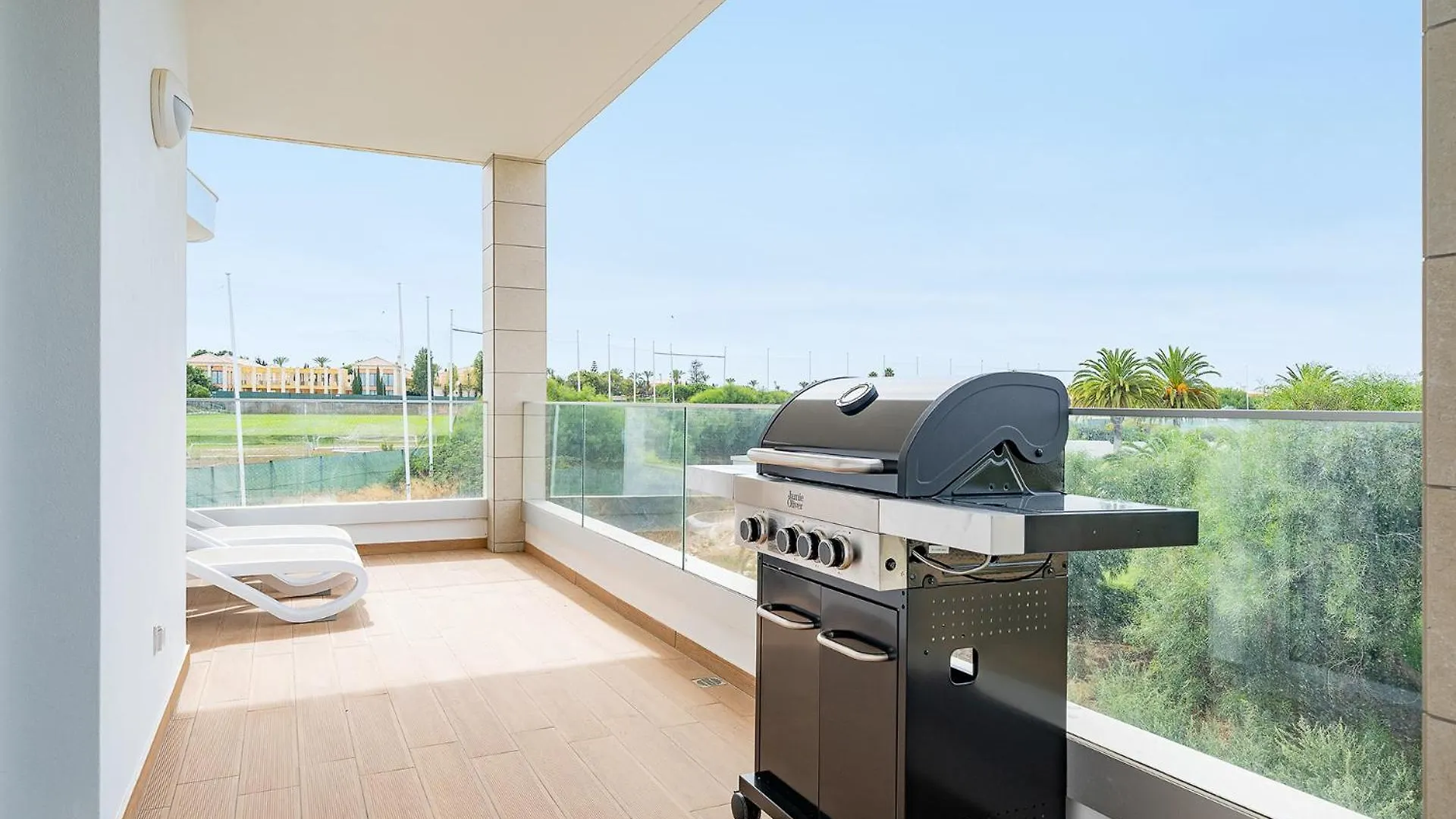Lagos Design Apartment 3 With Pool By Homing